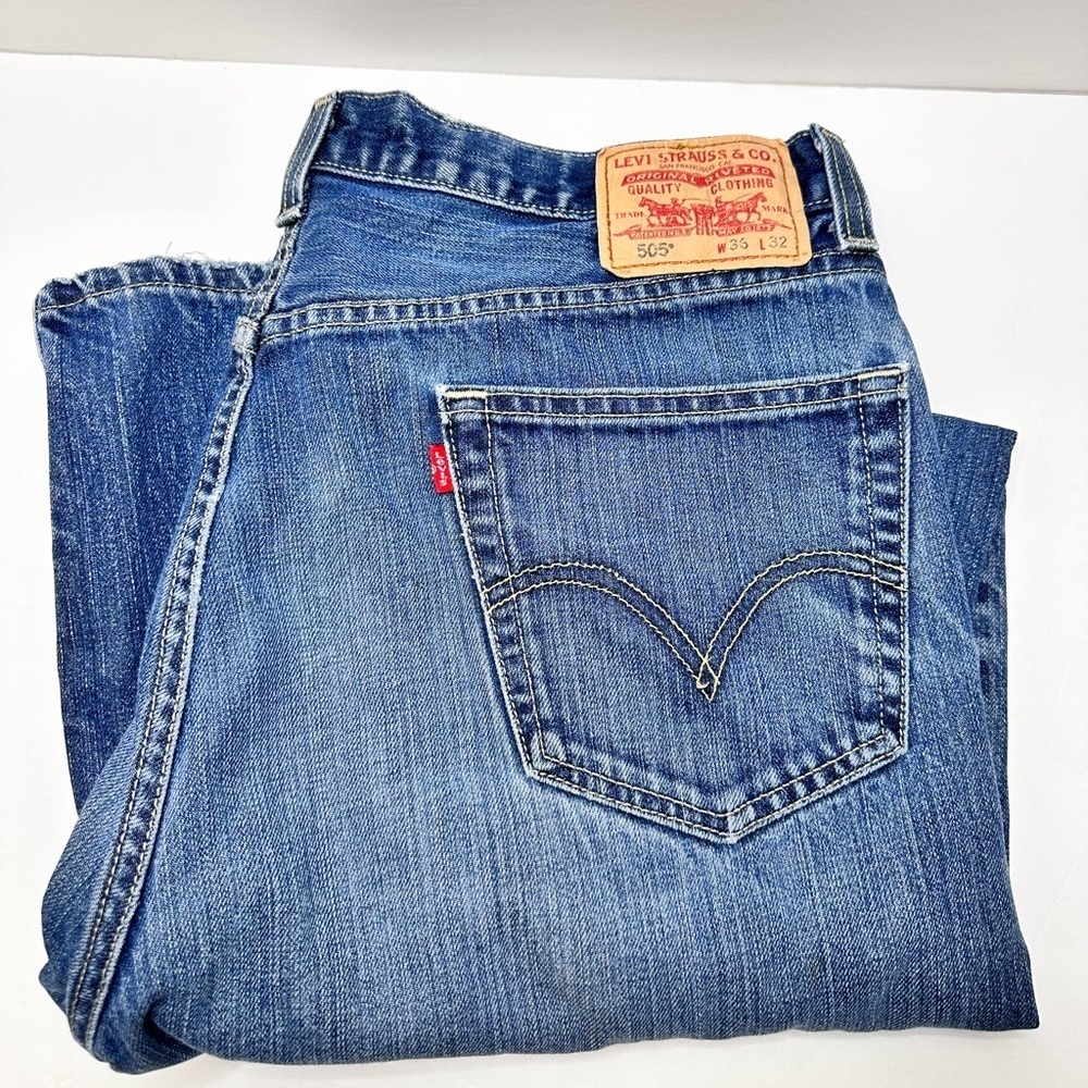 Levi’s 505 36x32 Regular Fit Red Tab Blue Jeans Mens Cotton